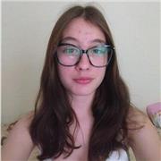 Soy estudiante de bachillerato, estoy perfectamente capacitada para dar clases a alumnos de primaria e incluso ESO, tambien bachillerato depende de la modalidad